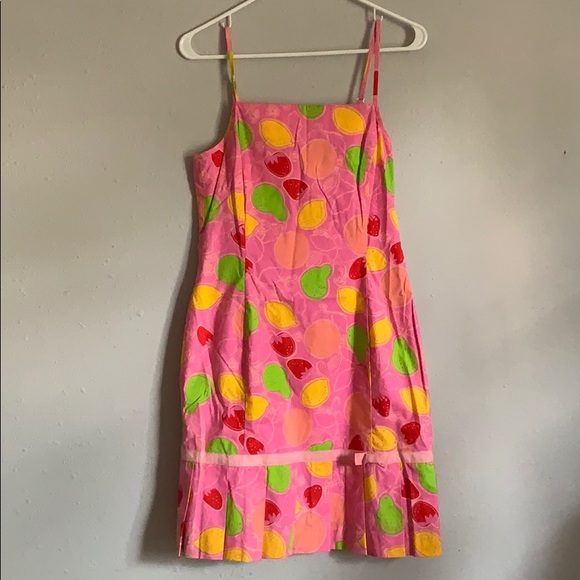 Lilly Pulitzer Dresses & Skirts - VINTAGE Lilly Pulitzer Pink Fruit Dress - Size 6 Lilly Pulitzer Dresses & Skirts - VINTAGE Lilly Pulitzer Pink Fruit Dress - Size 6